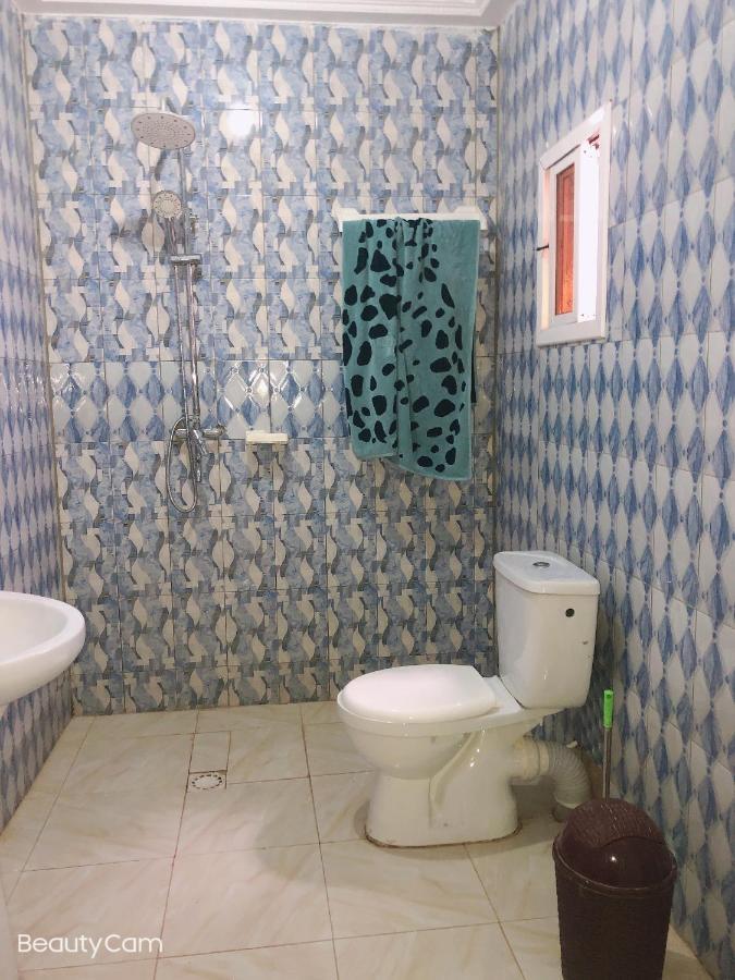 Awamuulamin Manneh Guest House Abuko Ngoại thất bức ảnh