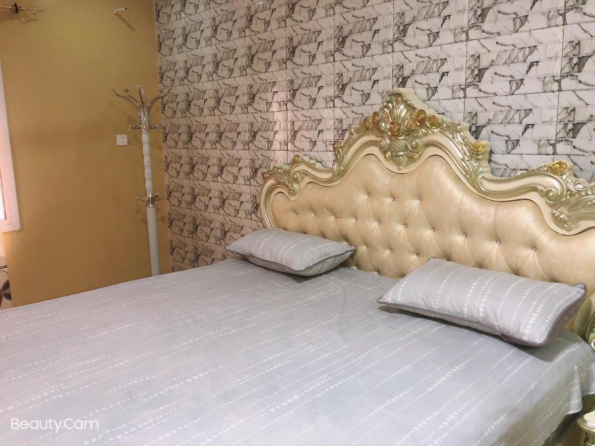 Awamuulamin Manneh Guest House Abuko Ngoại thất bức ảnh
