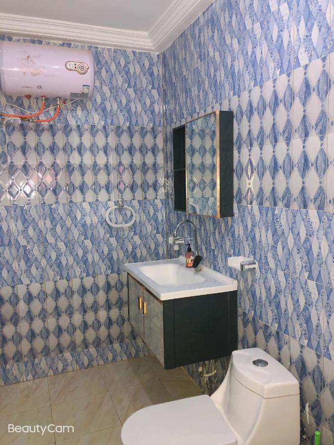 Awamuulamin Manneh Guest House Abuko Ngoại thất bức ảnh