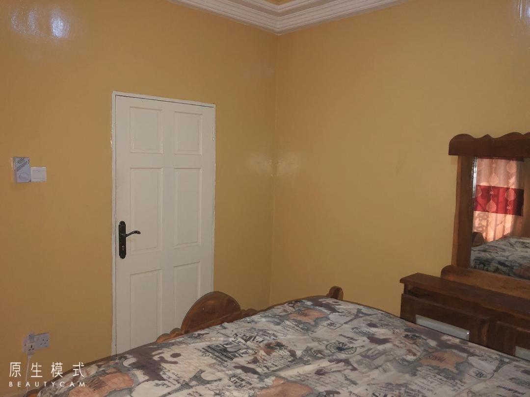Awamuulamin Manneh Guest House Abuko Ngoại thất bức ảnh