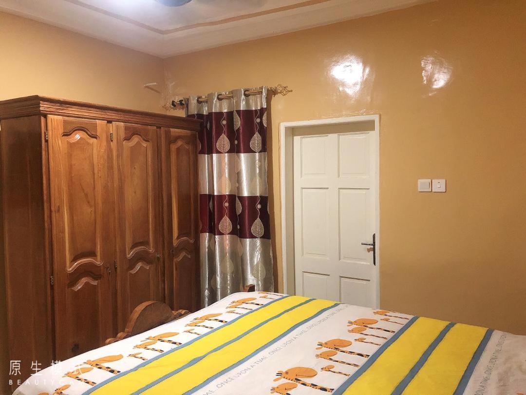 Awamuulamin Manneh Guest House Abuko Ngoại thất bức ảnh