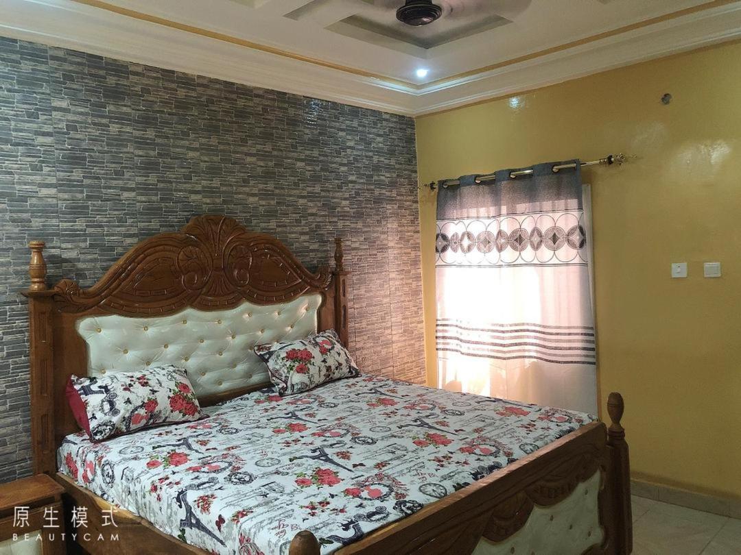 Awamuulamin Manneh Guest House Abuko Ngoại thất bức ảnh