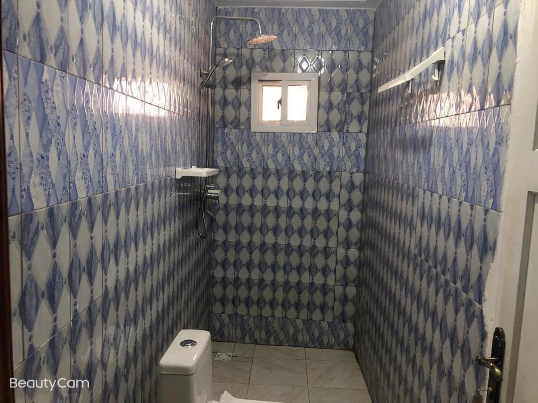 Awamuulamin Manneh Guest House Abuko Ngoại thất bức ảnh